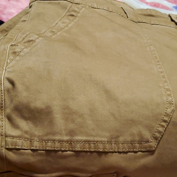 TERRA AND SKY SKINNY MID-RISE CARGO PANTS 👖 - Picture 9 of 10